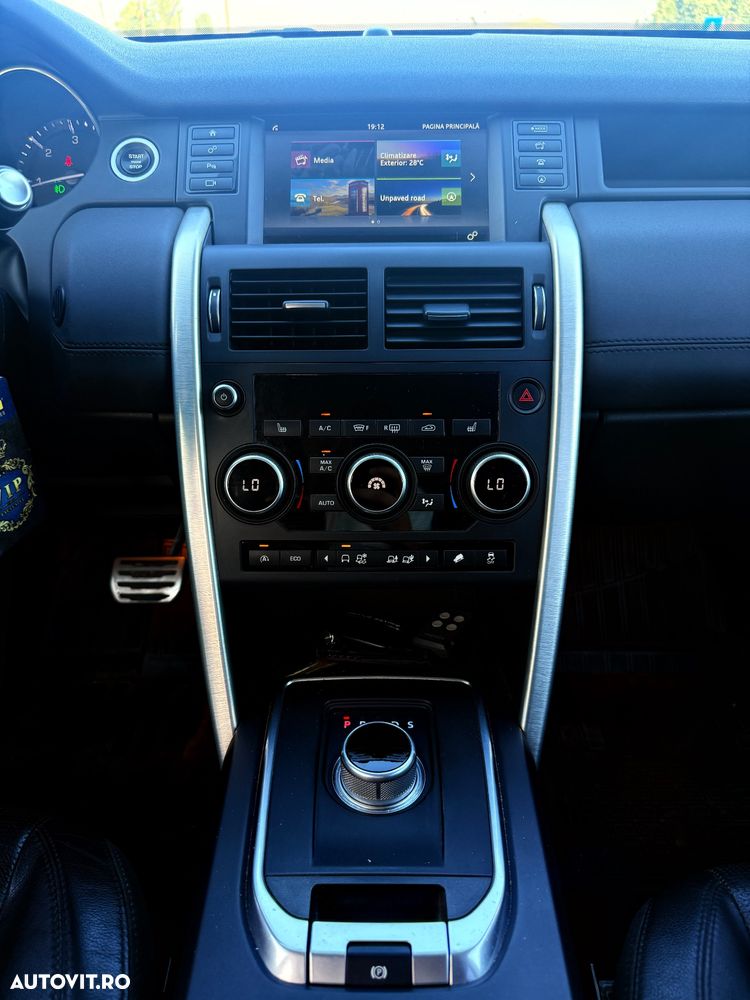 Land Rover Discovery Sport - 9