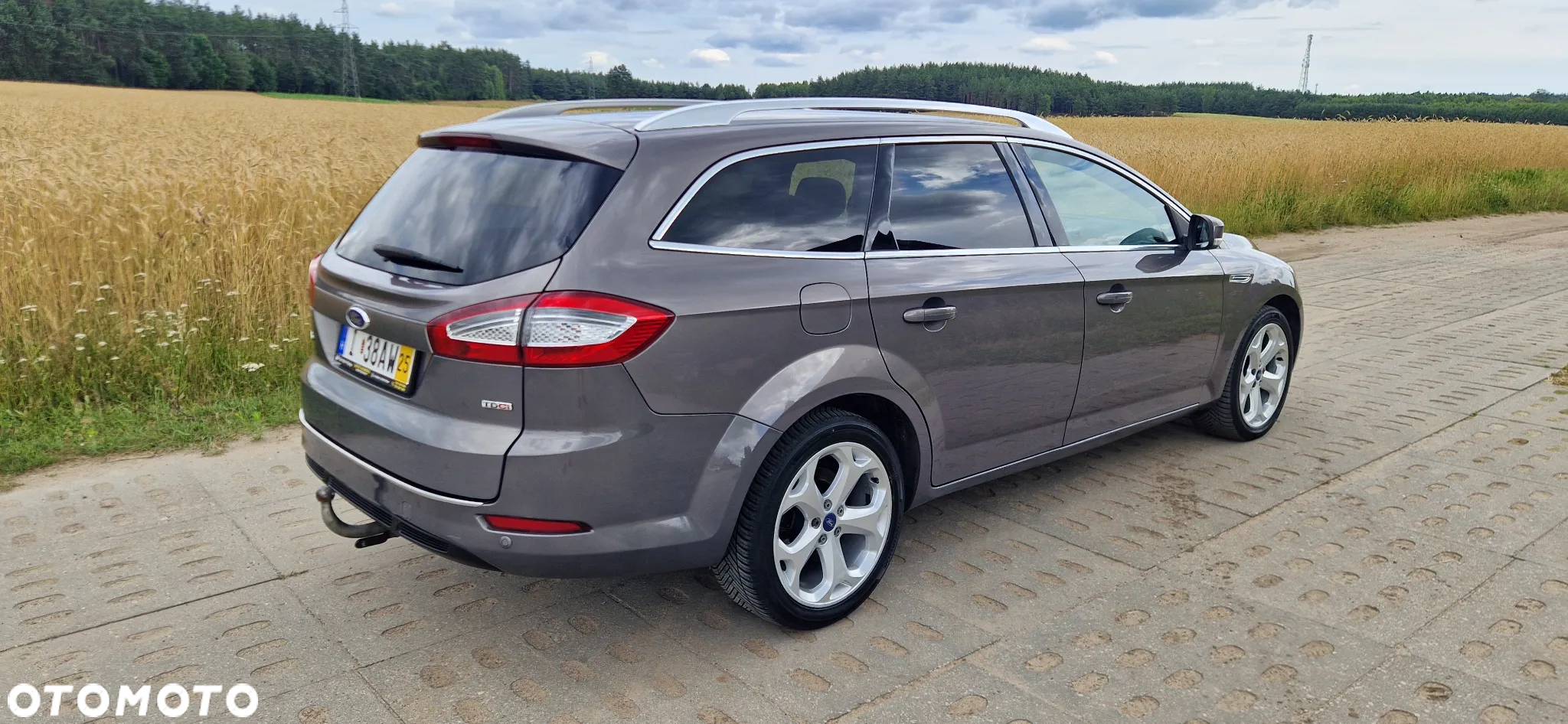 Ford Mondeo 2.0 TDCi Titanium X - 14