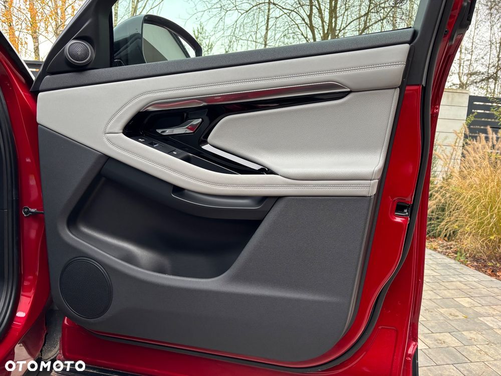 Land Rover Range Rover Evoque - 19