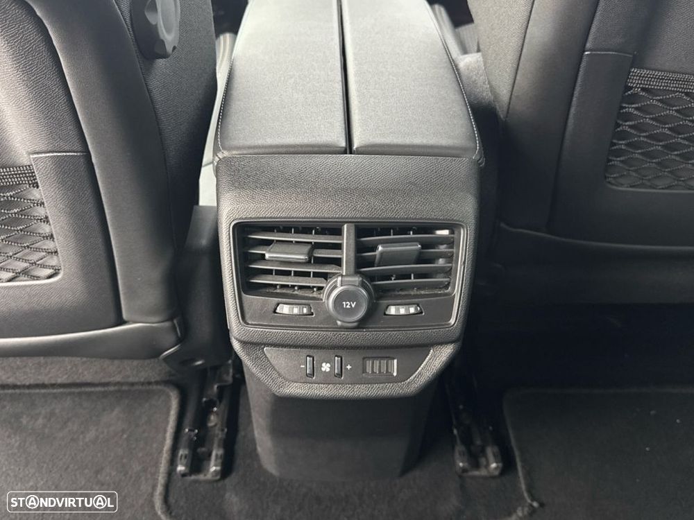 Peugeot 5008 1.5 BlueHDi Allure Pack EAT8 - 20