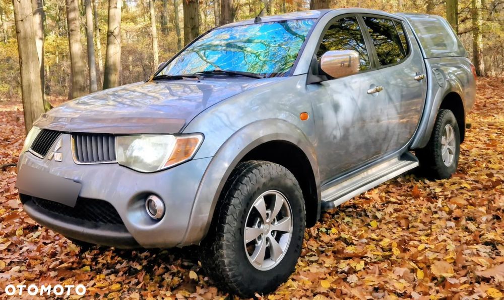 Mitsubishi L200 - 1