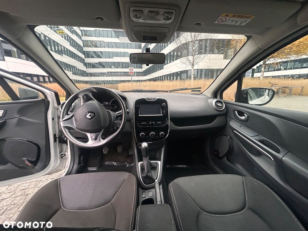 Renault Clio 1.2 16V Techno Feel - 10