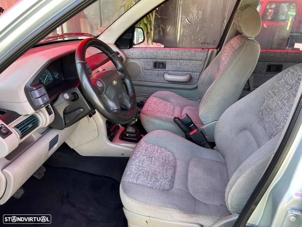 Land Rover Freelander 2.0 di - 12