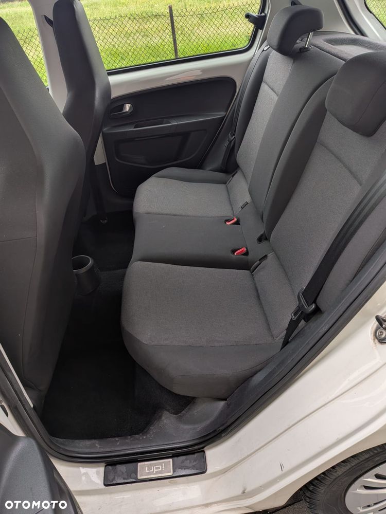 Volkswagen up! 1.0 move - 11