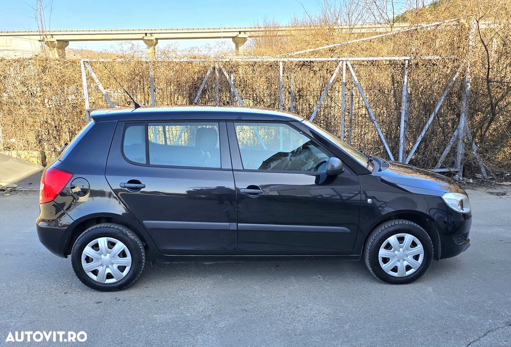 Skoda Fabia - 10