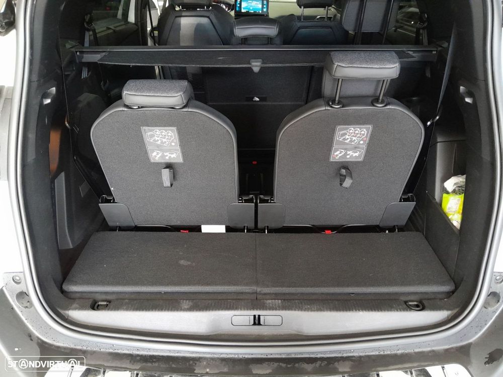 Peugeot 5008 1.2 PureTech Allure Pack EAT8 - 8