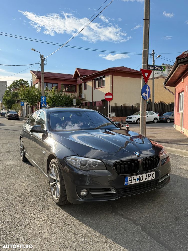 BMW Seria 5 520d Aut. - 17