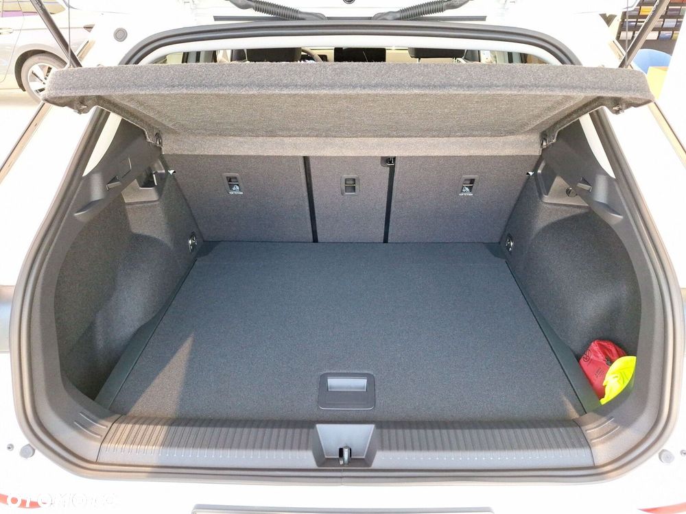 Volkswagen T-Roc 1.5 eTSI Life DSG - 17