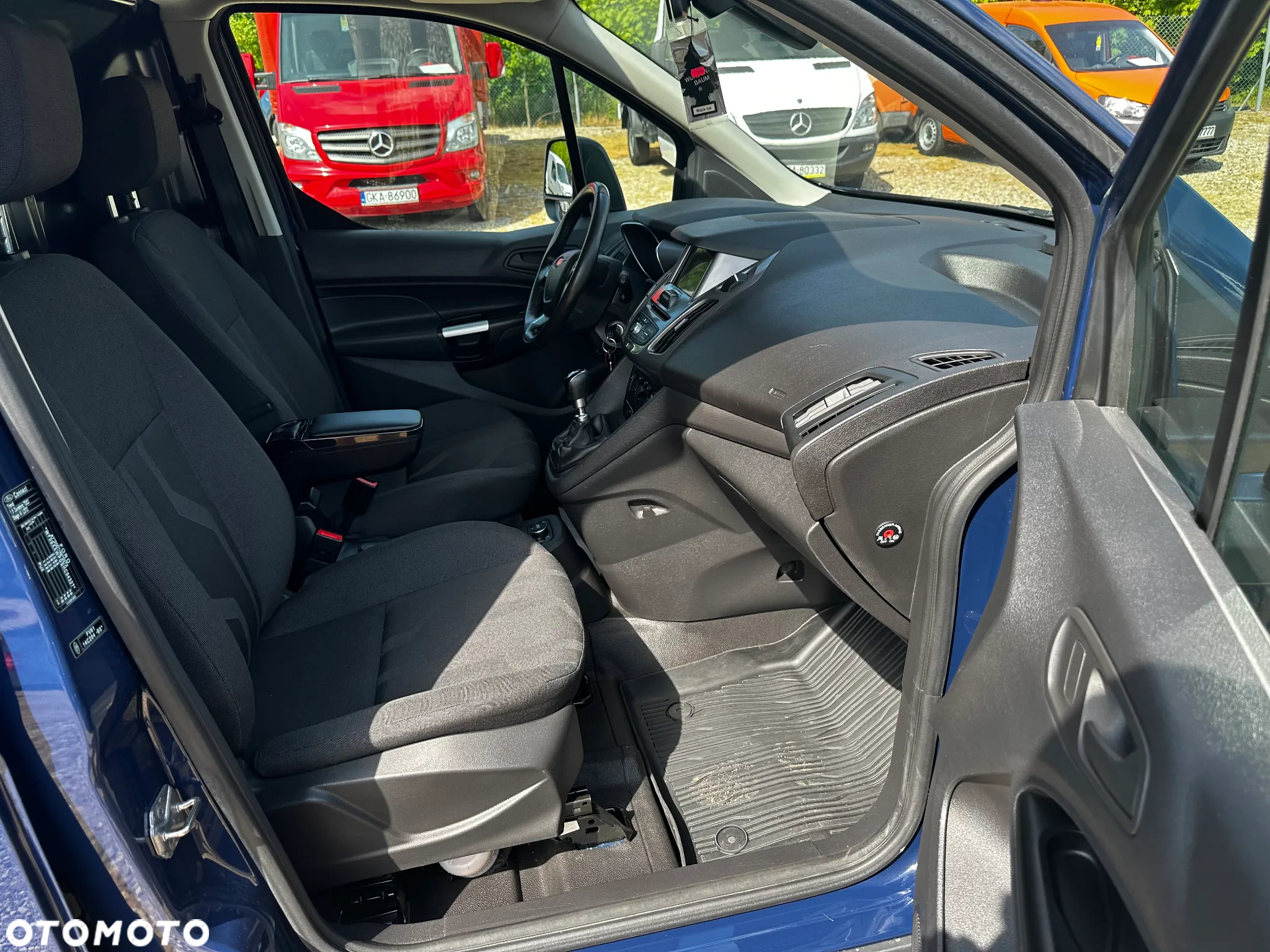 Ford Transit Connect - 16