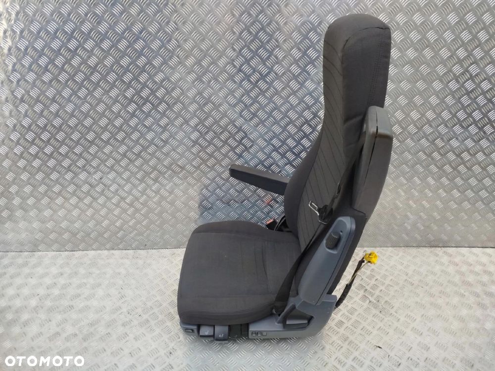 FOTEL KIEROWCY SCANIA STREAMLINE - 5