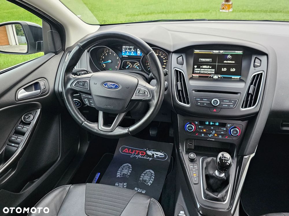 Ford Focus Turnier 1.0 EcoBoost Start-Stopp-System TITANIUM X - 28