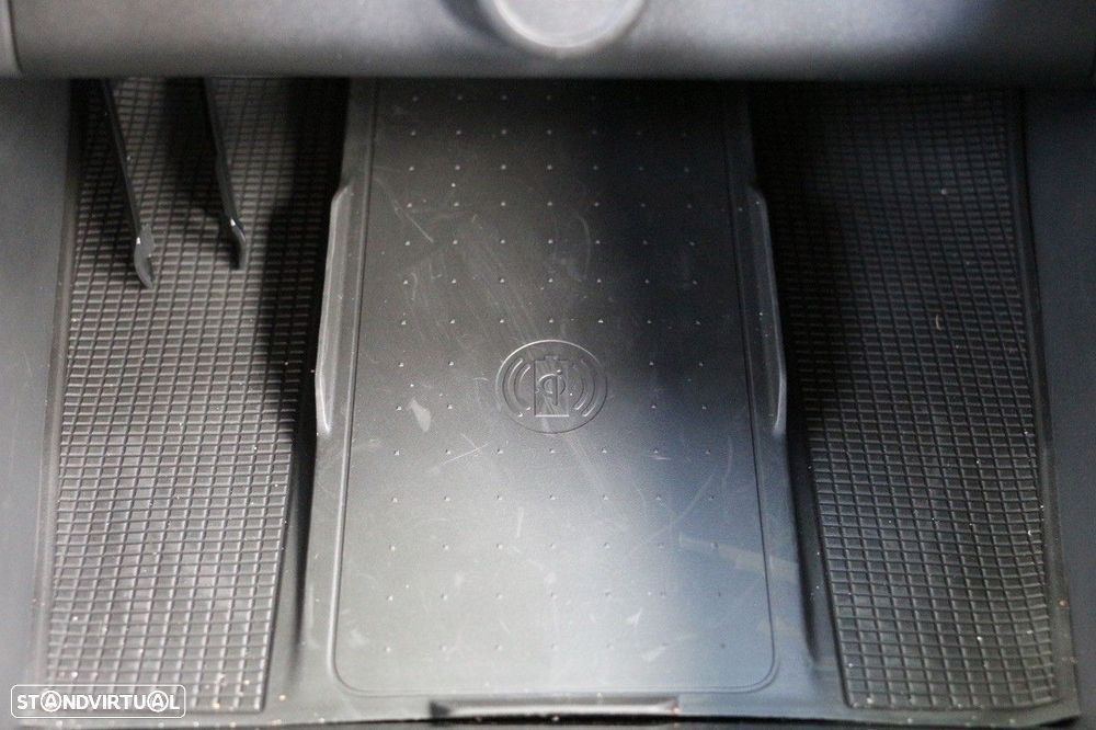 Volvo XC 40 Recharge Plus - 34