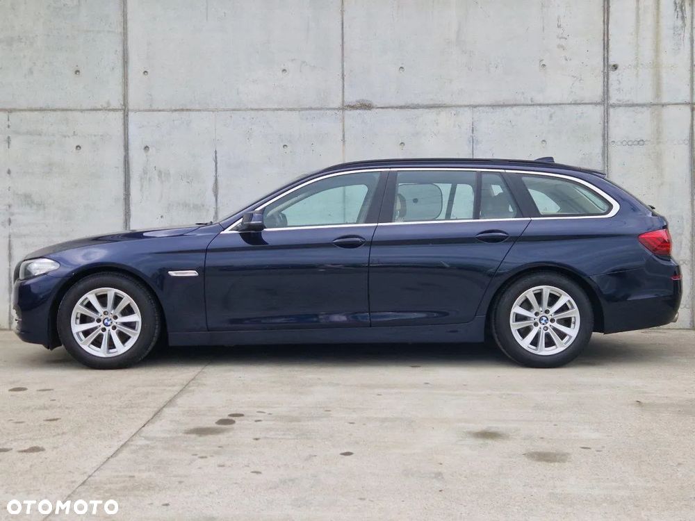 BMW Seria 5 520d - 7