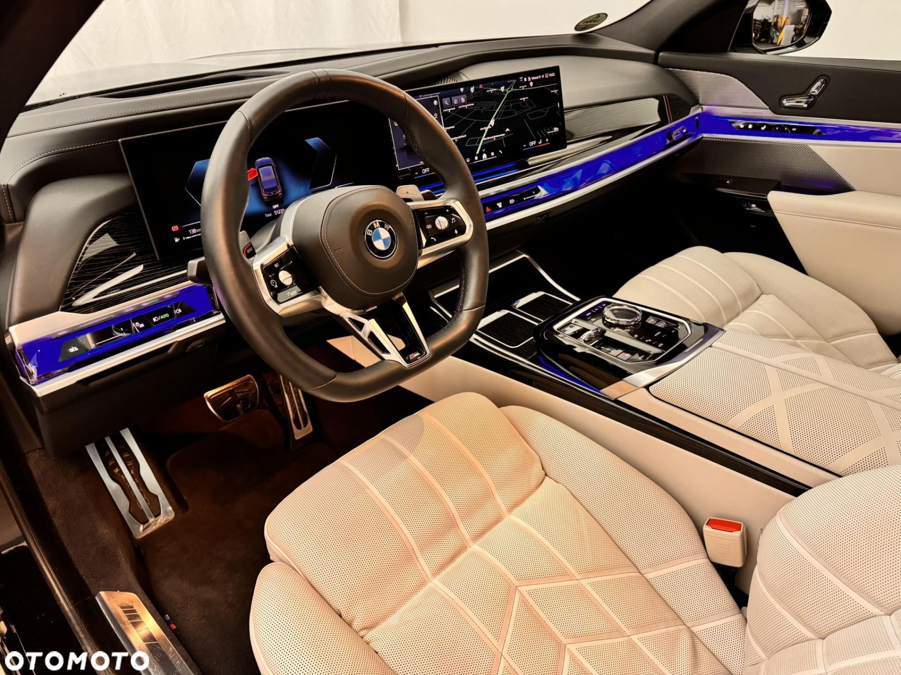 BMW Seria 7 - 13