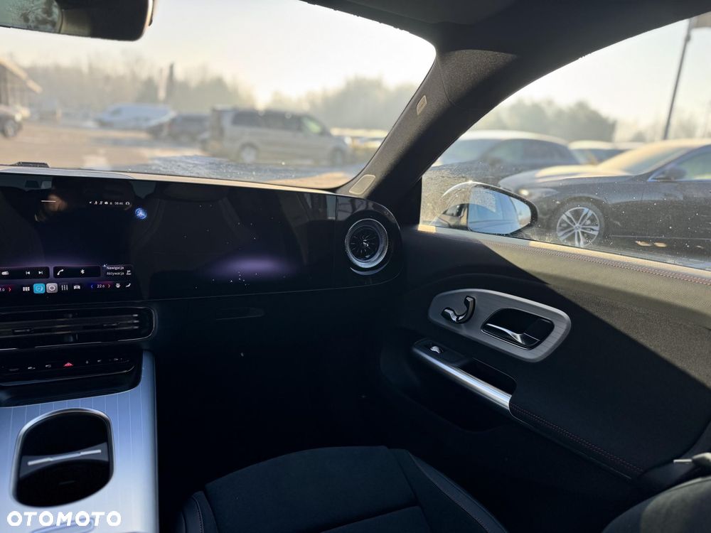 Mercedes-Benz CLA 220 4Matic - 13