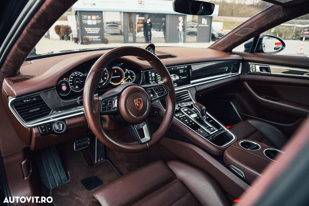 Porsche Panamera - 5