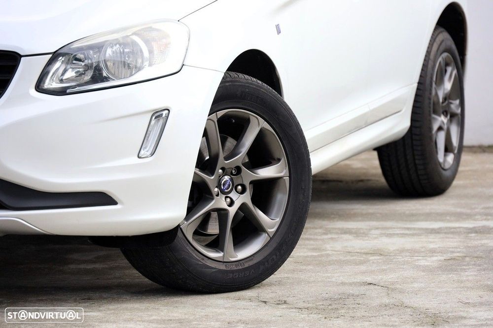 Volvo XC 60 2.0 D4 VOR Geartronic - 25