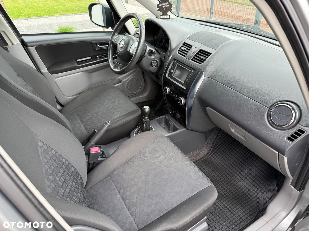 Suzuki SX4 - 27
