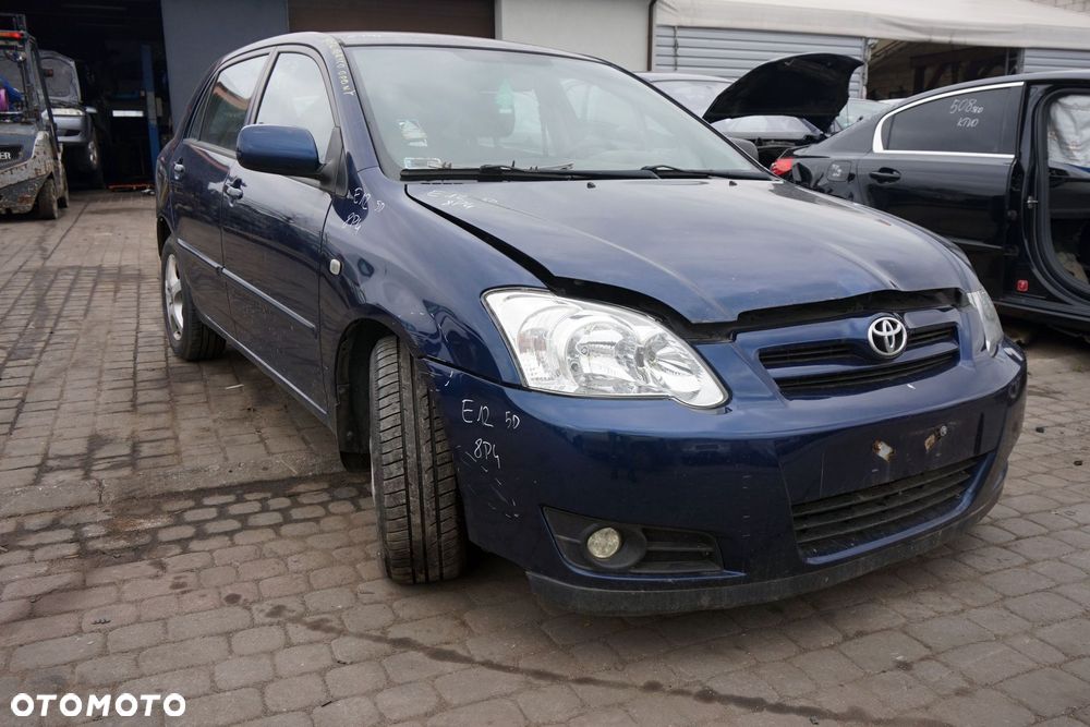 TOYOTA COROLLA E12 LIFT 5D HB 8P4 1.4 D4D KM GRANATOWY na części - 6