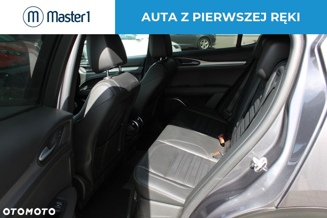 Alfa Romeo Stelvio 2.0 Turbo Sprint Q4 - 10
