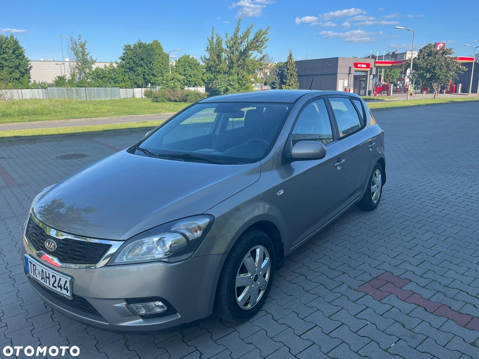 Kia Ceed 1.4 CVVT Attract - 2
