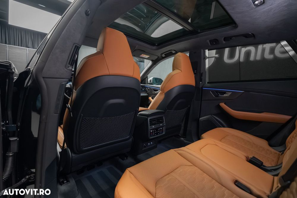 Audi RS Q8 - 30