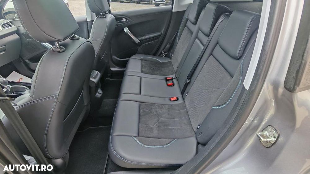 Peugeot 2008 PureTech 110 Stop&Start EAT6 Crossway - 13