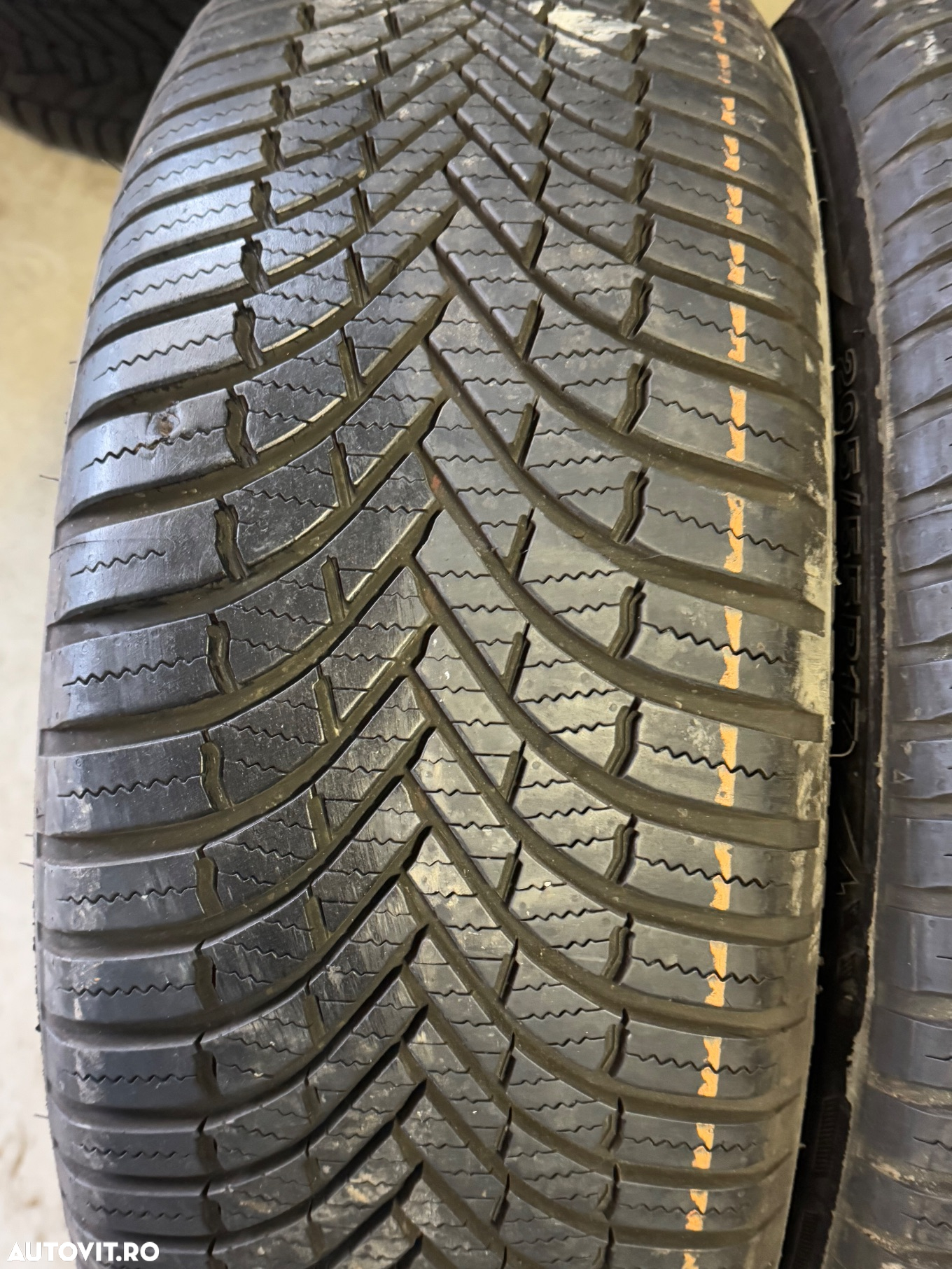 Vând 2 anvelope 205/55/17 Firestone allseason ca noi - 3
