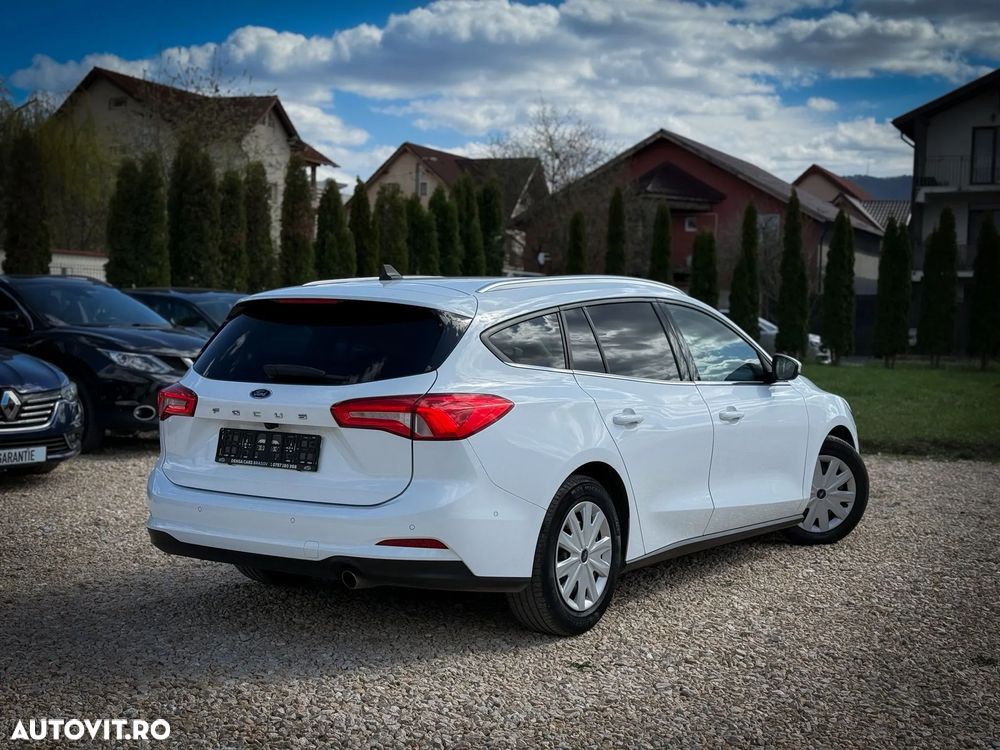 Ford Focus 2.0 EcoBlue Vignale - 4