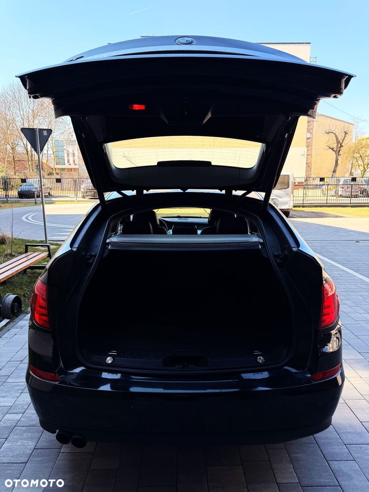 BMW 5GT 530d xDrive - 23