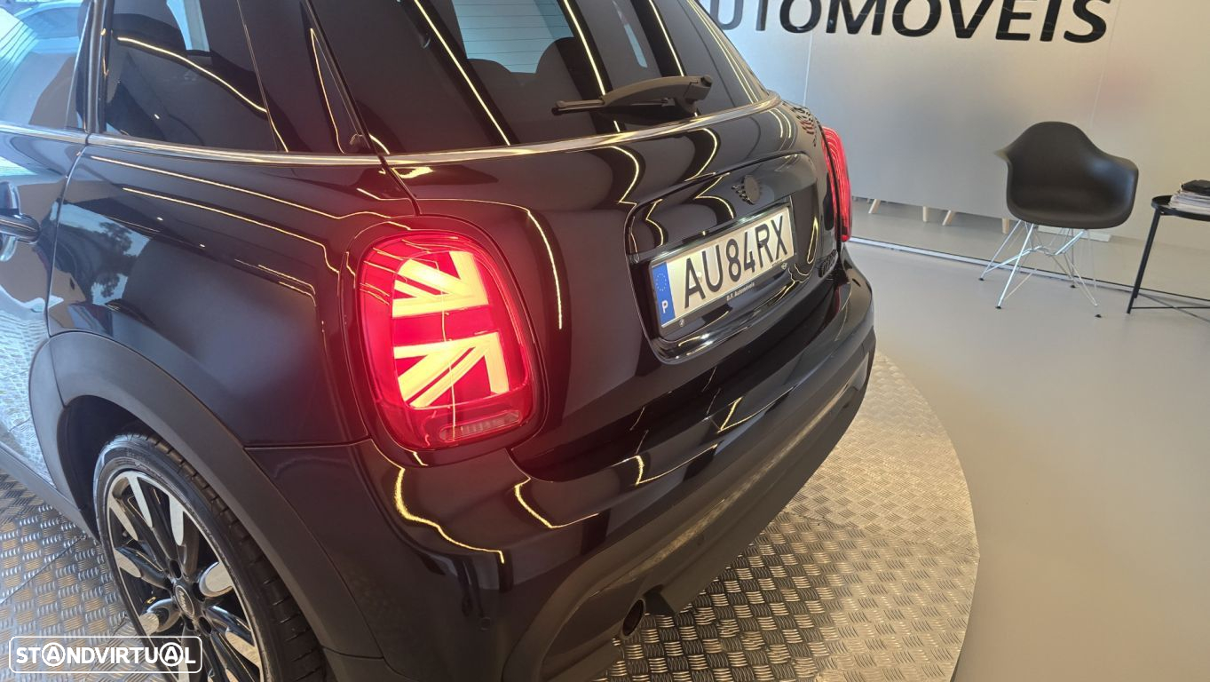 MINI 5 Portas Cooper Sport Edition Auto - 22