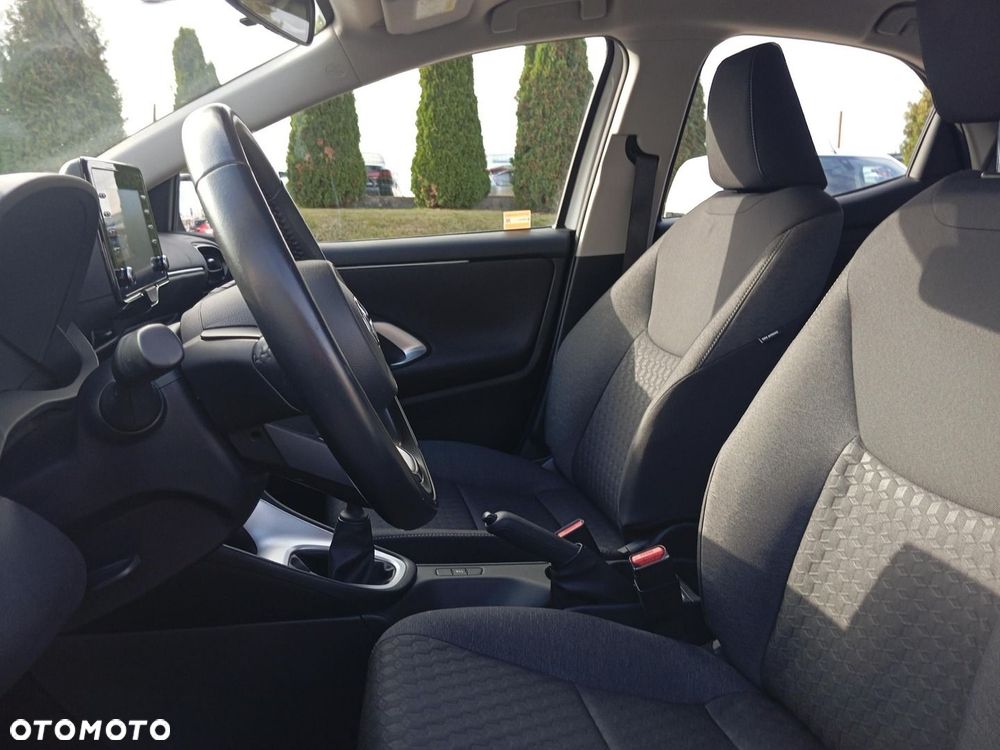 Toyota Yaris - 18