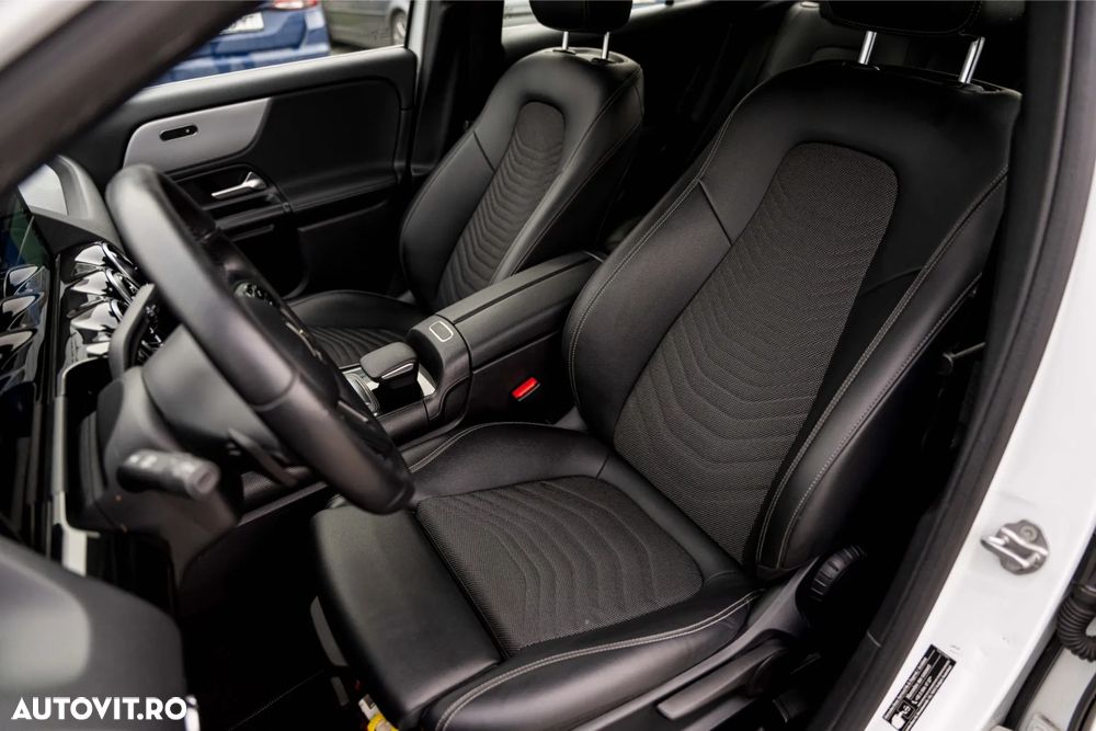 Mercedes-Benz GLA 250 e 8G-DCT Style - 13