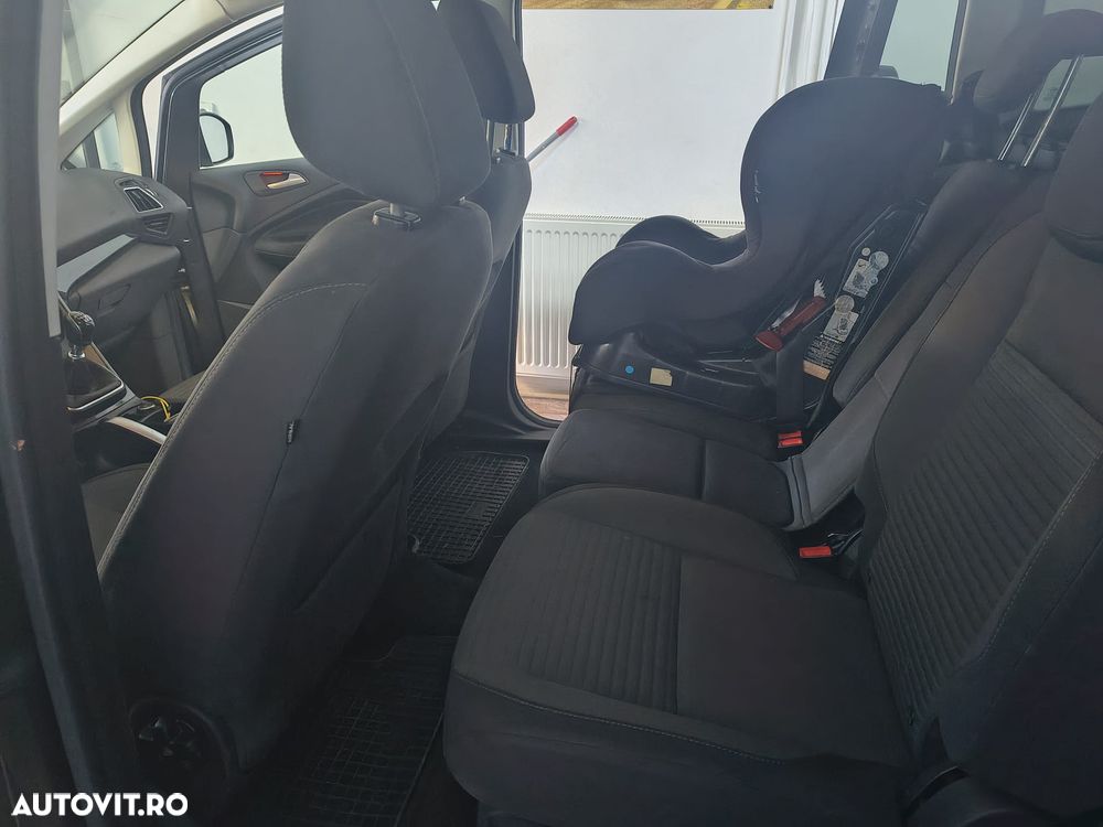 Ford Grand C-Max - 7