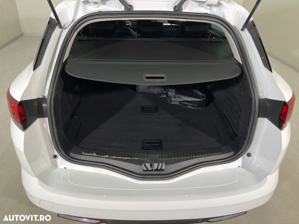 Renault Megane Blue dCi 116 EDC Intens - 13