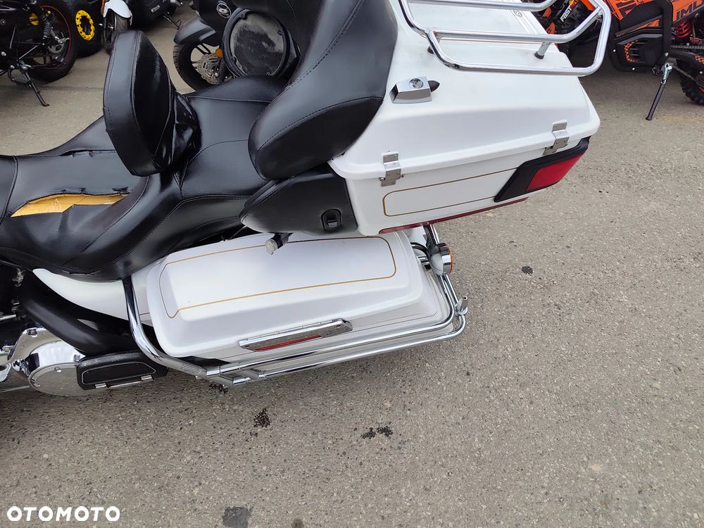 Harley-Davidson FLHTCU Ultra - 19