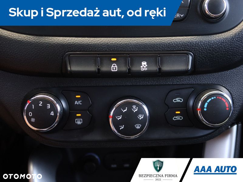 Kia Ceed - 14