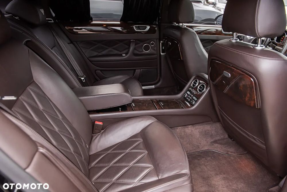 Bentley Flying Spur Mulliner - 20