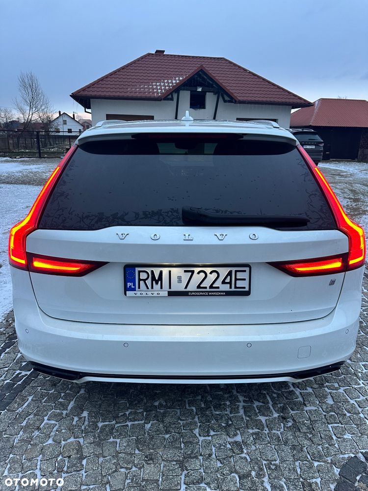 Volvo V90 D3 R-Design - 10