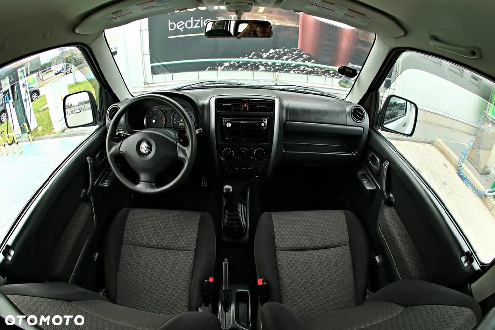 Suzuki Jimny - 31