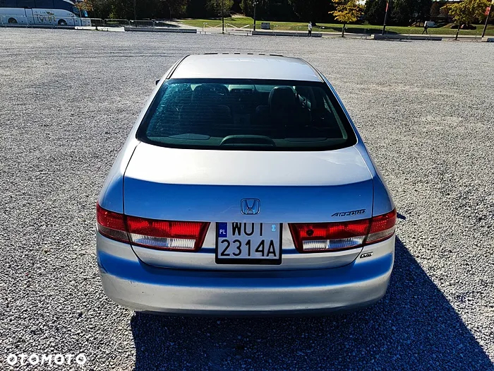 Honda Accord 3.0 V6 EX - 10