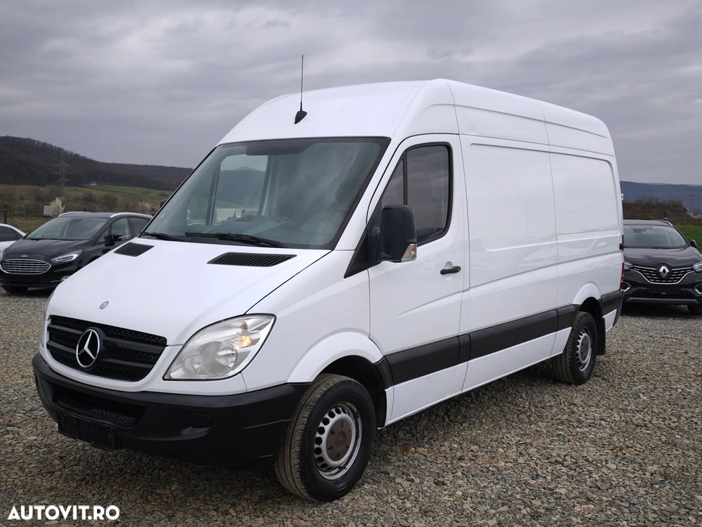 Mercedes-Benz Sprinter - 1