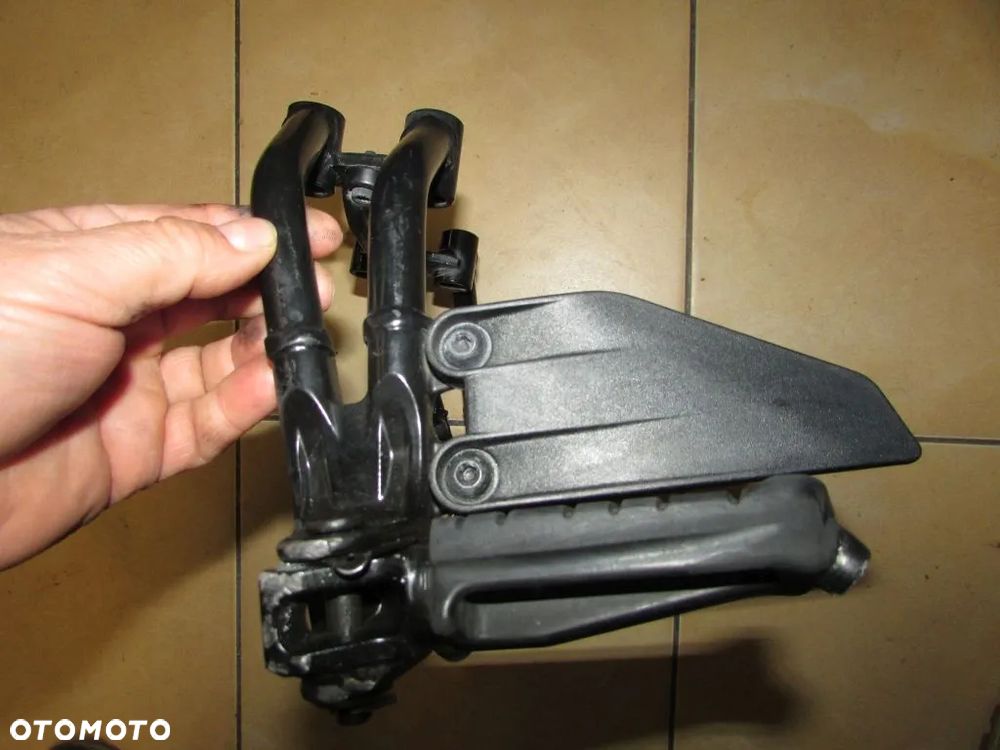 KTM Duke 125 17-23 sety podnóżki pasażera kpl. - 2