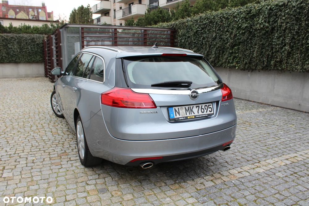 Opel Insignia 2.0 Turbo Edition - 11