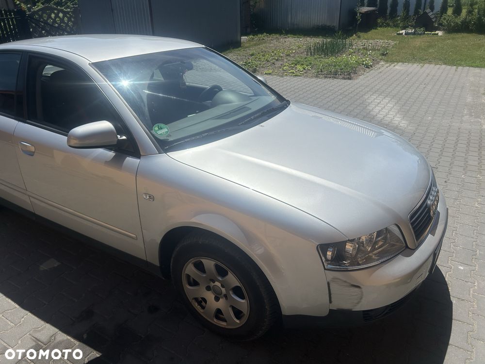 Audi A4 Limousine - 2