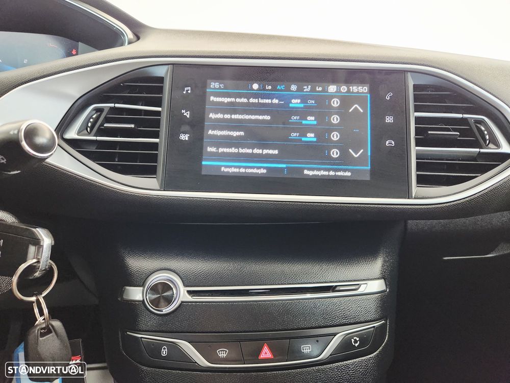 Peugeot 308 SW BlueHDi 130 Allure - 21