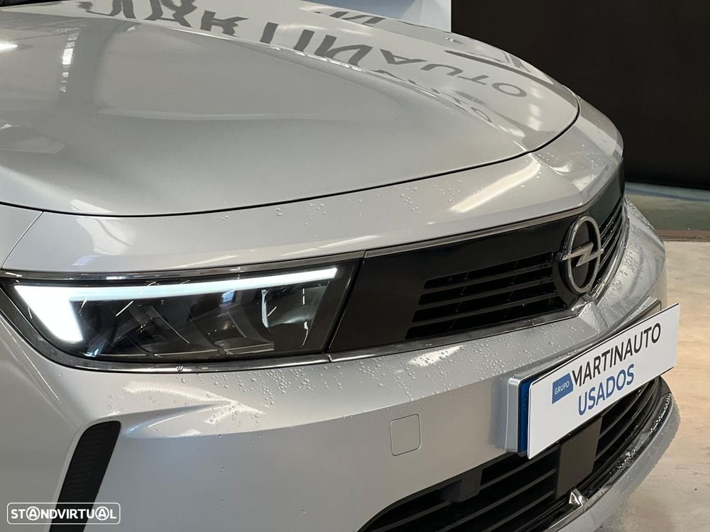 Opel Astra 1.2 T Elegance - 4