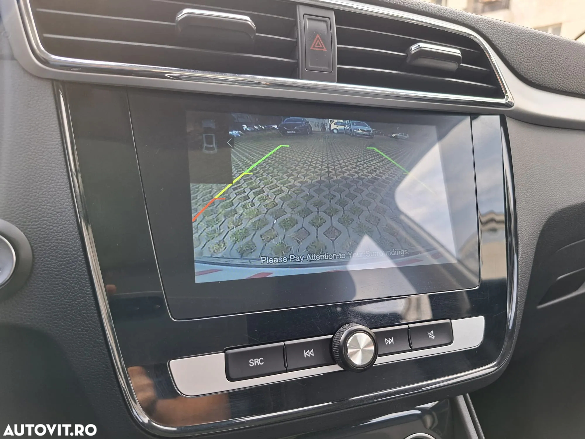 MG ZS EV Luxury - 17