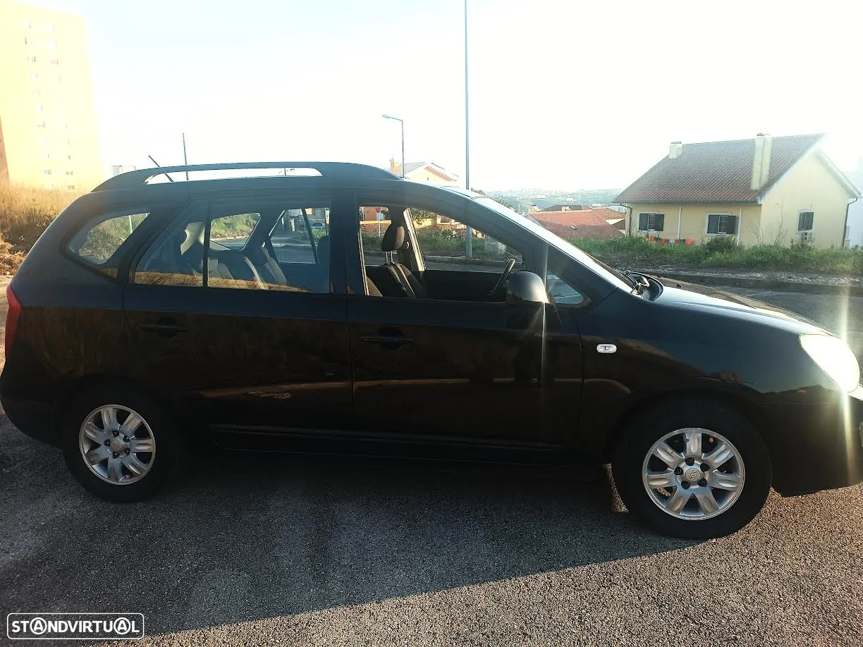 Kia Carens 2.0 CRDi EX - 3