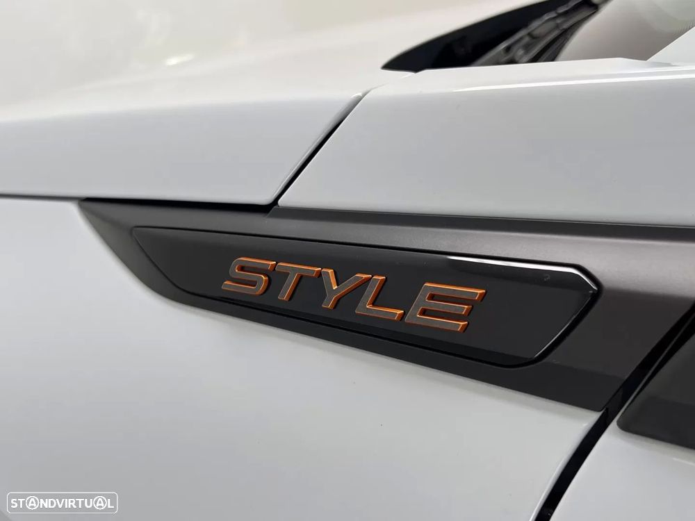 Peugeot 2008 1.2 PureTech SE Style - 9